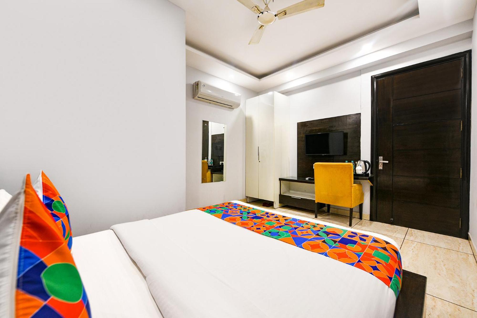 Fabhotel City Suits Gurgaon Exteriör bild